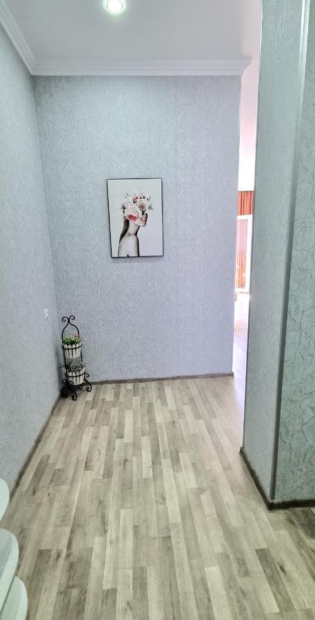 Kate'S Cozy Apartment 쿠타이시 외부 사진